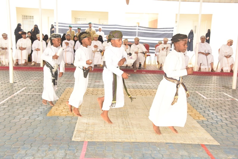 مدرسة قمم المجد تنظم ملتقى (حاضرنا في ماضينا)