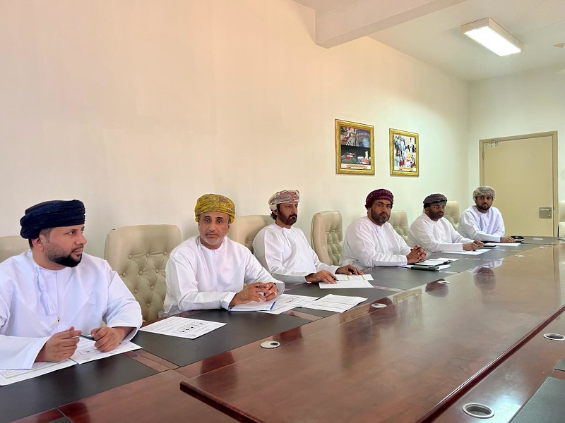 الاجتماع الدوري الأول لفريق دعم وتسيير نظام إدارة الجودة لعام 2024م بتعليمية ظفار
