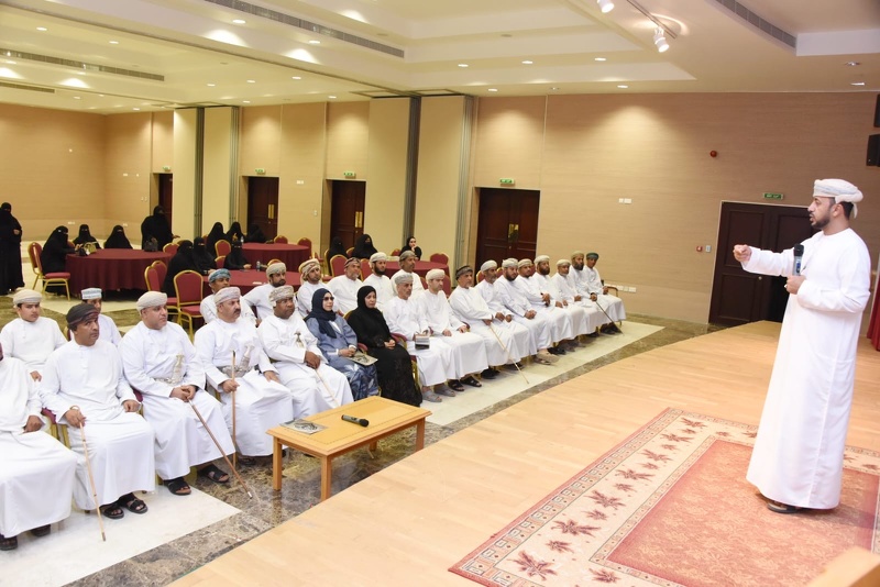 دائرة التوجيه المهني والإرشاد الطلابي تنظم ندوة 