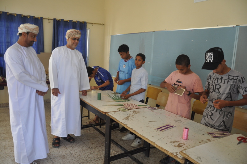 بمشاركة 250 طالباً وطالبة تواصل مناشط المراكز الصيفية بتعليمية محافظة الظاهرة