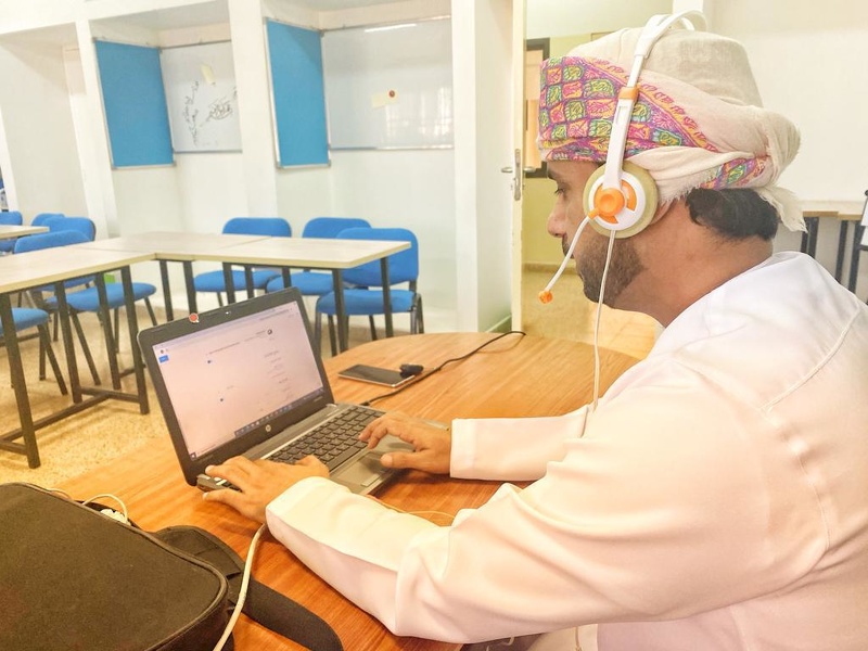 تعليمية ظفار تنفذ البرنامج اللامركزي على مستوى المحافظة تفعيل أدوات التقويم المستمر عبر المنصات التعليمية