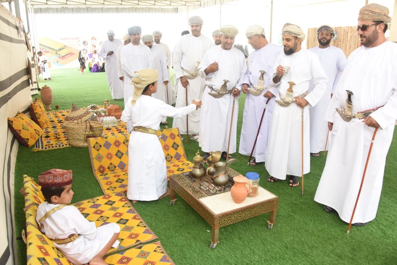 مدرسة قمم المجد تنظم ملتقى (حاضرنا في ماضينا)