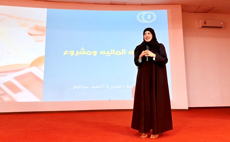 ورش إبداعية في مركز منبع الحكمة الصيفي لتعزيز المهارات الفنية والثقافية لدى الطالبات