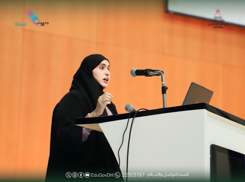 اجتماع إشرافي بتعليمية ظفار يؤكد على تكامل الوحدات وتجويد الأداء استعدادًا للعام الدراسي القادم