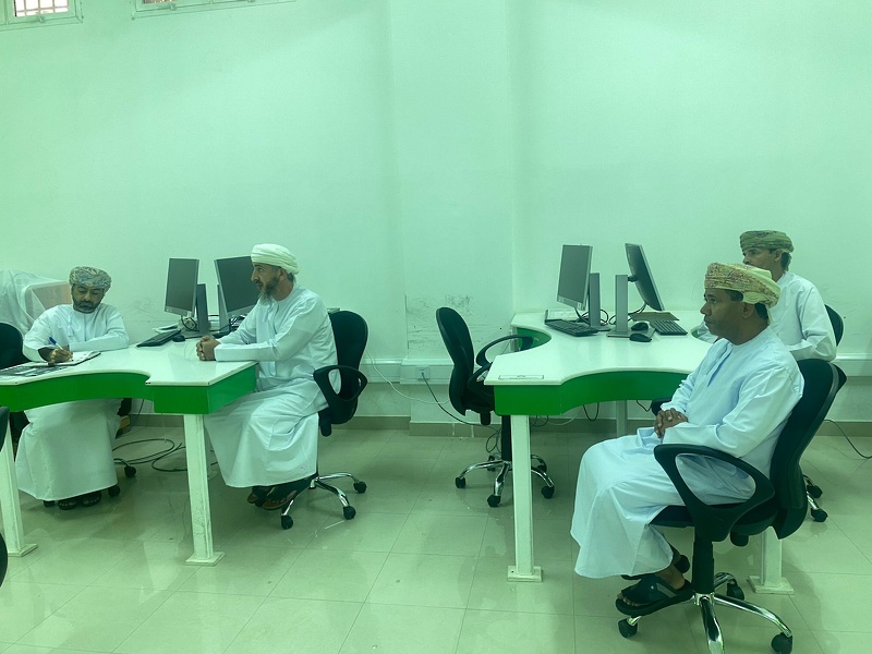  تنظيم برنامج تدريبي على عملية ترحيل المحفوظات والوثائق بتعليمية محافظة الظاهرة