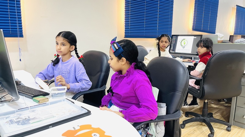 تواصل أعمال البرنامج الشتوي للابتكار بتعليمية ظفار