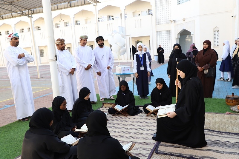 مدرسة النور للتعليم الأساسي(5-10) تنظم ملتقى المواهب الطلابية (أوتنة مجان)