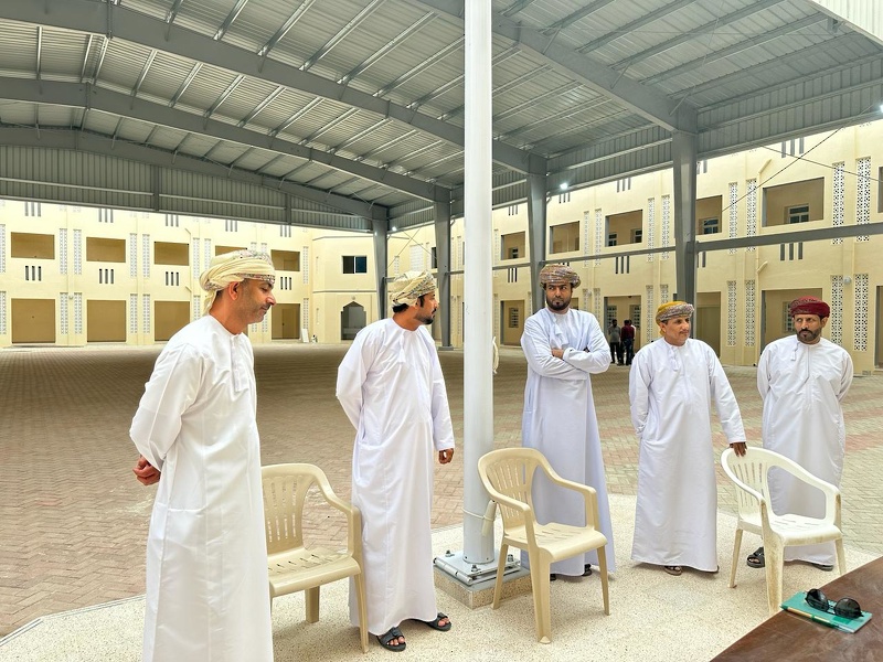 وزارة التربية والتعليم تستلم مبنى مدرسة درة ظفار بولاية صلالة منطقة عوقد الشمالية