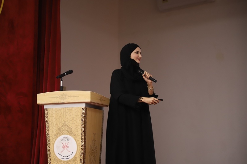 تعليمية ظفار تنظم البرنامج التعريفي للمعلمين الجدد للعام الدراسي 2024/ 2025 م.