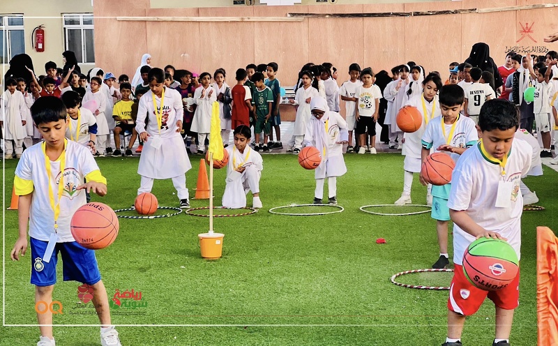 تعليمية ظفار تُنفّذ اليوم الرياضي الموحّد 