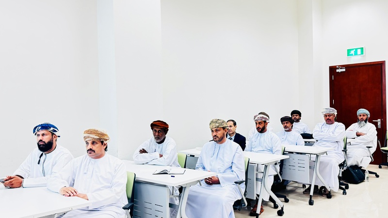               البرنامج التدريبي للمعلمين الأوائل في مادة اللغة العربية(قيادة التغيير والتطوير)