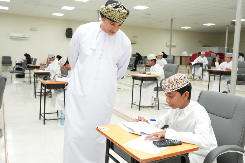 انطلاق اختبارات تصفيات أولمبيات الوطنية العلمية لمواد العلوم والرياضيات