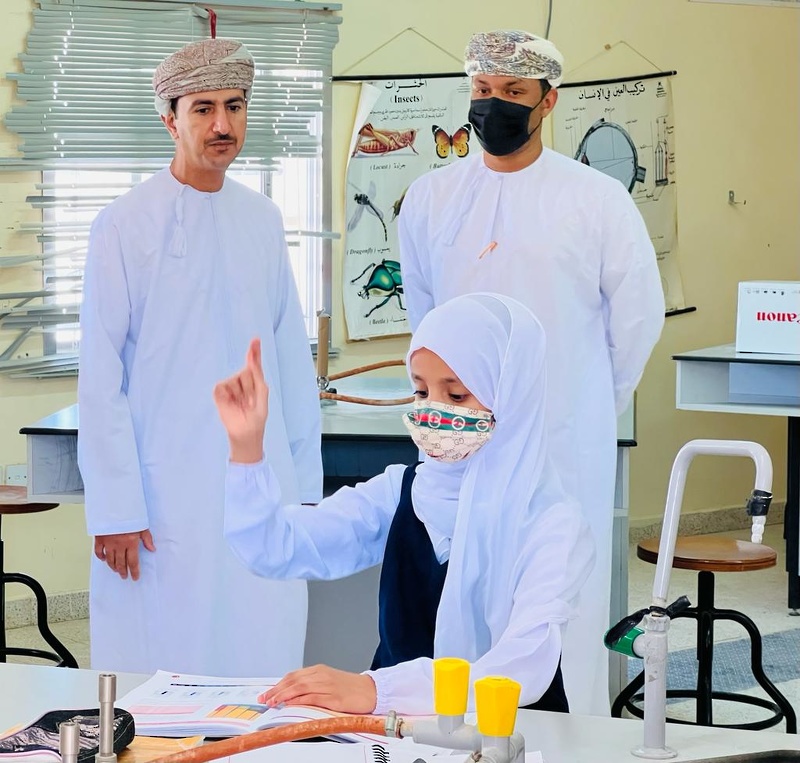 مدير عام تعليمية ظفار يزور  عدد مدارس ولاية المزيونة     
