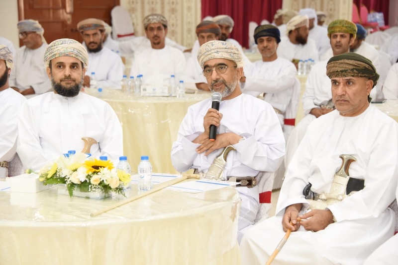 الملتقى الأول لمجالس أولياء الأمور بمدارس ولاية جعلان بني بوعلي يؤكد على أهمية الشراكة المجتمعية التربوية بين المدرسة والمجتمع وولي الأمر