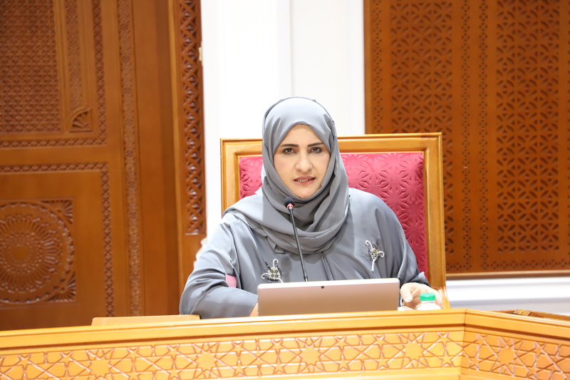 استعراض جهود تطوير التعليم المدرسي الخاص بمحافظة ظفار و الاستثمار بالتعليم الخاص