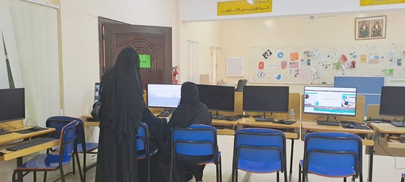 فريق الدعم الفني لمساندة طلبة دبلوم التعليم العام خلال فترة تعديل رغباتهم الدراسية  بموقع القبول الموحد بتعليمية جنوب الشرقية يقدم خدمات إرشادية متكاملة لطلبة دبلوم التعليم العام.