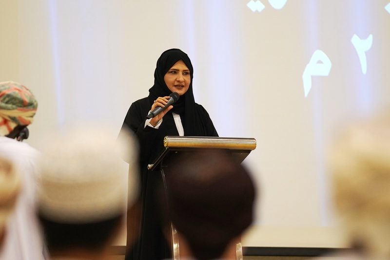 تعليمية ظفار تكرم أكثر من 300 مجيدٍ في الأنشطة التربوية