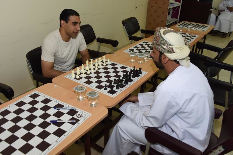 ورشة تدريب الشطرنج بتعليمية البريمي