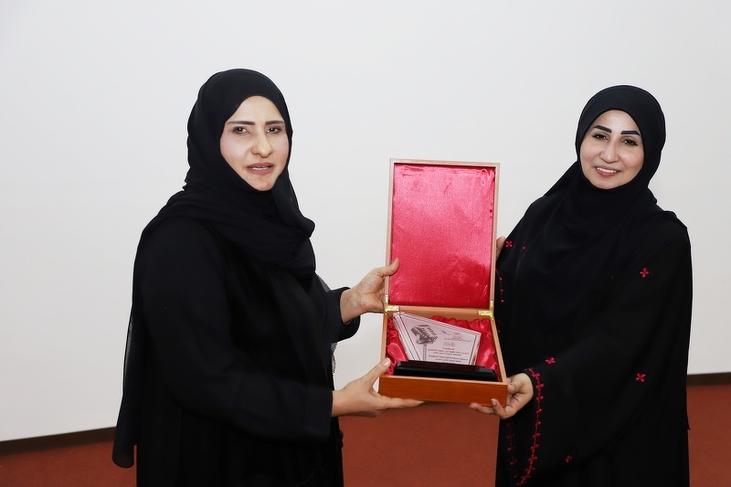 لحفل الختامي لمسابقة المناظرة باللغة الإنجليزية لطلبة الصفين الثامن والتاسع بمدارس تعليمية ظفار