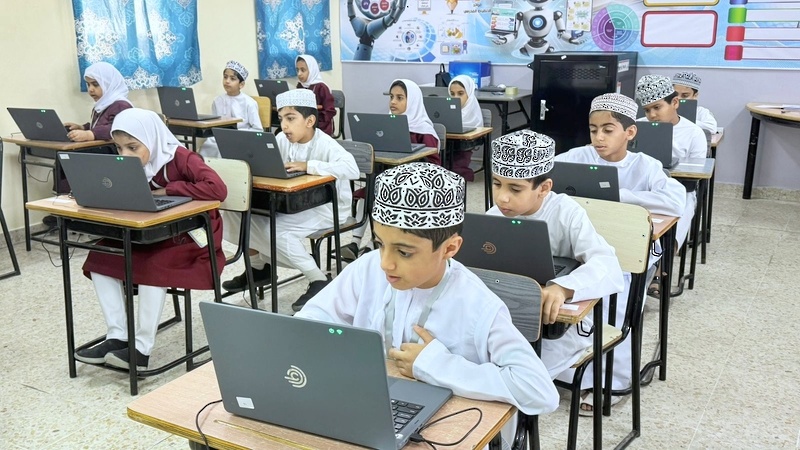 تطبيق اختبارات الدراسة الدولية لقياس مهارات القراءة (PIRLS2026) في محافظتي شمال الباطنة والبريمي