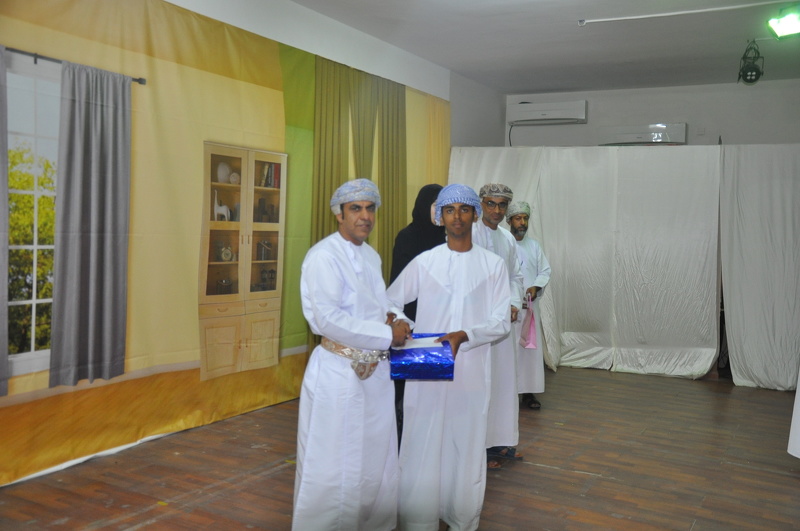 تعليمية محافظة الظاهرة تكرم طلبة الدمج ببرامج التربية الخاصة