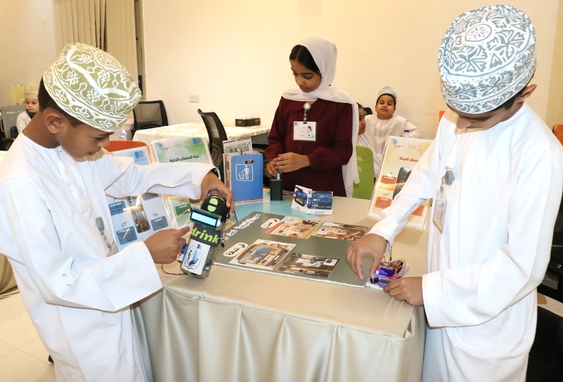 استطلاع صحفي حول الأسبوعُ الوطني للعلوم والتكنولوجيا والهندسة والرياضيات شراكةٌ مؤسسية واجتماعية تُعزز قيمةَ المعارفِ العمليةِ والتقنيةِ والاستدامة