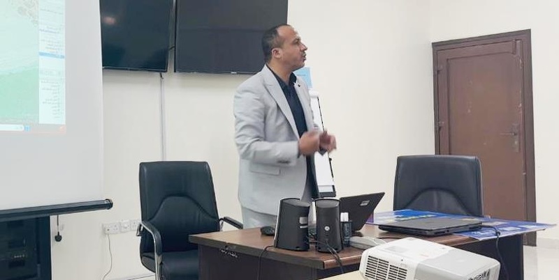 تنفيذ الورشة التدريبية الداعمة لأعضاء الفريق المدرسي المشاركين في مسابقة المشاريع الطلابية في التقنيات الجغرافية الحديثة  