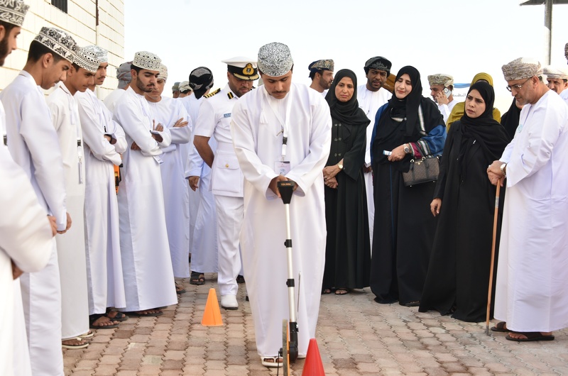 افتتاح معمل الجغرافيا للتقنيات الحديثة بتعليمية جنوب الباطنة
