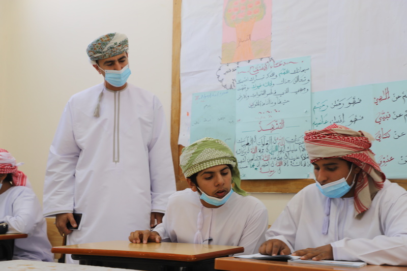 مدير عام تعليمية ظفار يزور مدارس ولاية مقشن