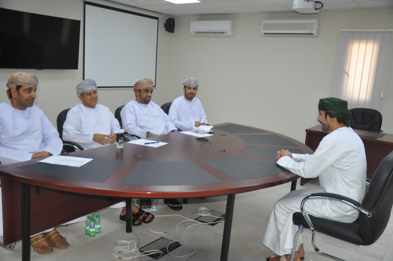 اجراء مقابلات للمعلمين الجدد بمحافظة الظاهرة