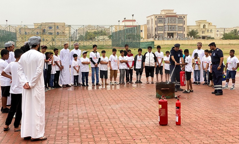 استعراض خطط وفعاليات البرنامج الصيفي لطلبة المدارس بمحافظة ظفار