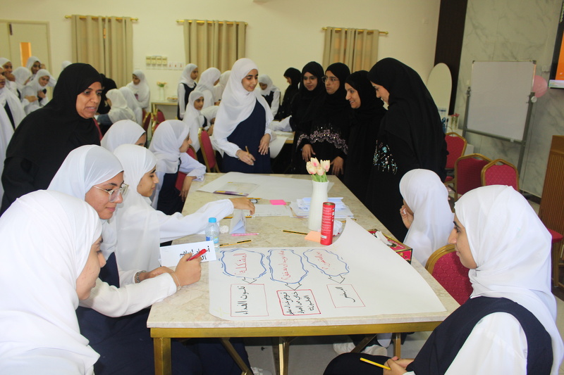 تنظيم برنامج  شل إنكسبلوررز لطلبة مدارس محافظة الظاهرة