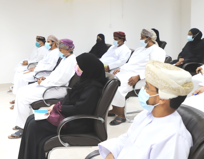 تعليمية ظفار تبحث مع صحية ظفار مؤشر الوضع الوبائي بالمحافظة