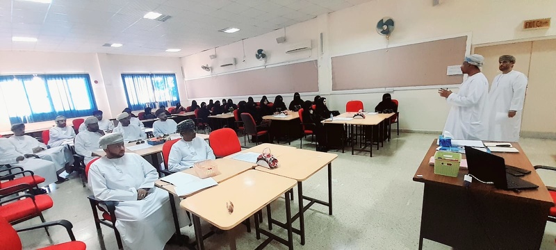  برنامج مهارات التعامل مع الحالات السلوكية بتعليمية ظفار