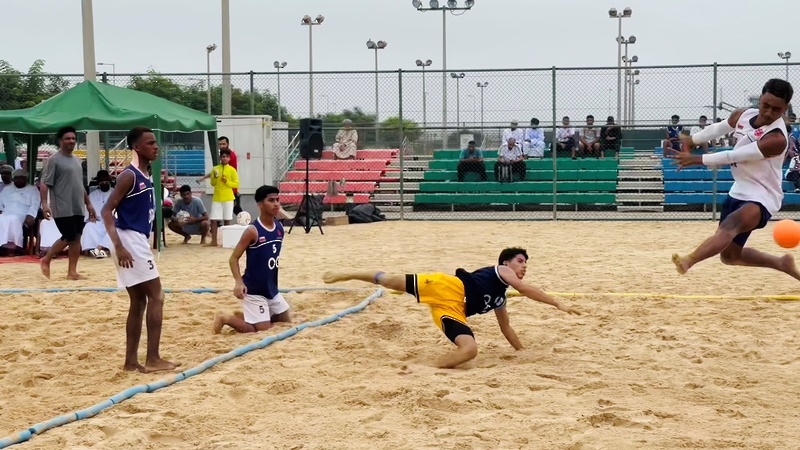 ختام البطولة المدرسية للألعاب الشاطئية الثالثة بمحافظة ظفار