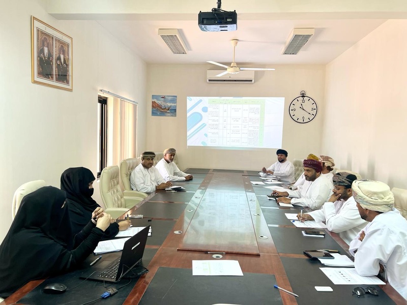 الاجتماع الدوري الأول لفريق دعم وتسيير نظام إدارة الجودة لعام 2024م بتعليمية ظفار
