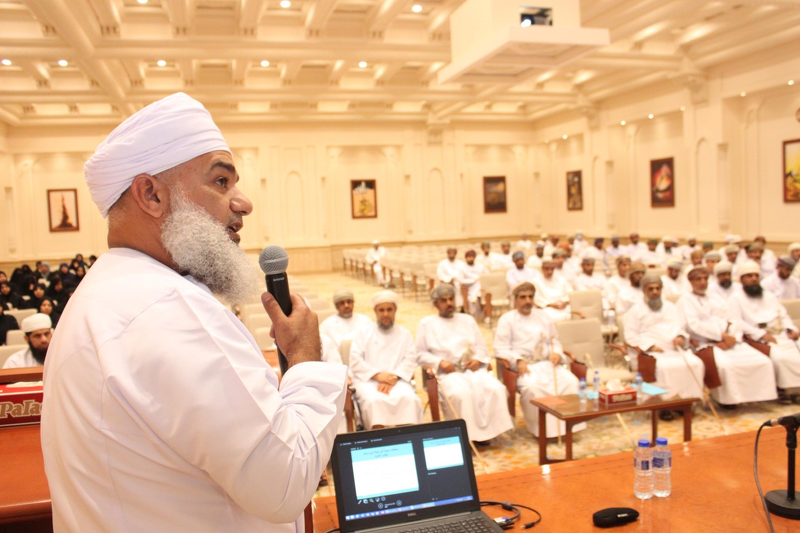 ندوة عملية حول ابو مسلم البهلاني وتأثيره المحلي والعالمي بتعليمية شمال الباطنة. 