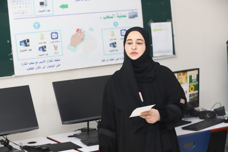 برنامج تبادل الزيارات بين إدارات المدارس  في مدرسة المعرفة للتعليم الأساسي (1-4)