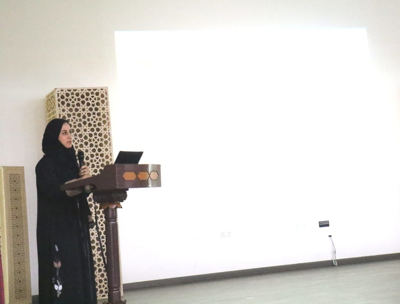 اجتماع المدير العام  الدكتور ناصر بن سالم الغنبوصي بمديري  ومديرات مدارس تعليمية المحافظة