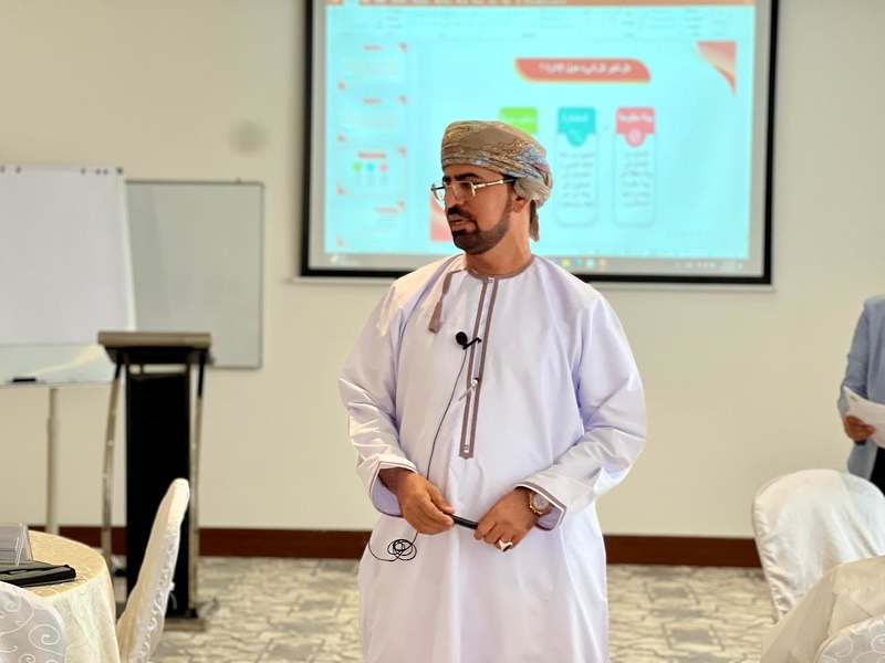 برنامج الإدارة الرشيقة في المؤسسات الحكومية بتعليمية ظفار