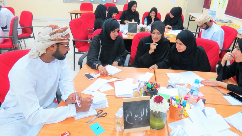 تعليمية الظاهرة تنفذ برنامج تدريب المعلمين الجدد الدفعة الخامسة (الوحدة العاشرة) للمجموعة الأولى