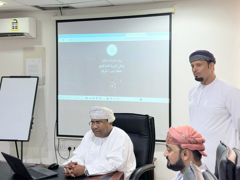 تعليمية جنوب الشرقية تبحث تحضيرات الأسبوع الوطني للعلوم والتكنولوجيا والهندسة والرياضيات (STEM)