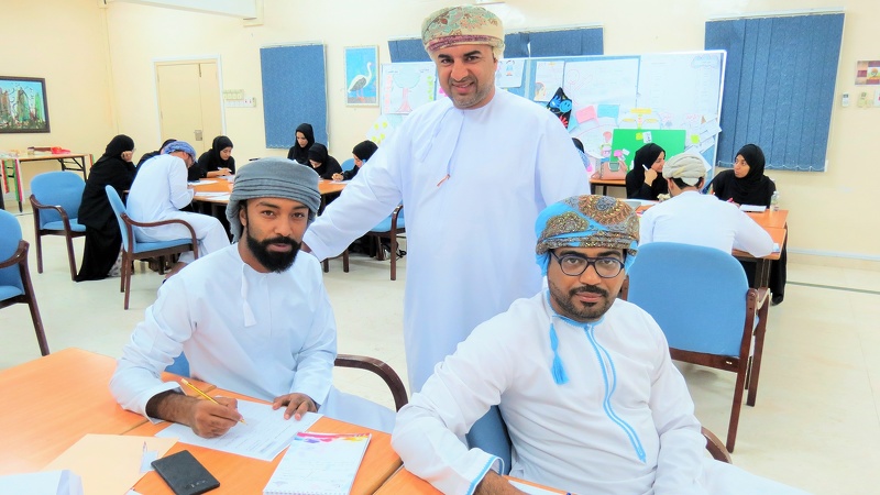 تعليمية الظاهرة تختتم برنامج تدريب المعلمين الجدد الدفعة الخامسة (الوحدة العاشرة) للمجموعة الثانية