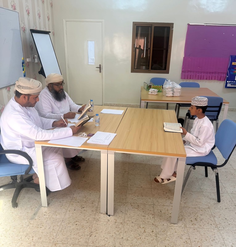 بدء تقييم مسابقة تلاوة القرآن الكريم والصوت الحسن على مستوى مدارس محافظة جنوب الشرقية