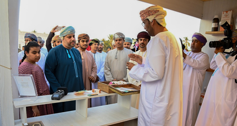 كشافة كشافه ظفار يشاركون في تنظيم فعاليات موسم اللبان