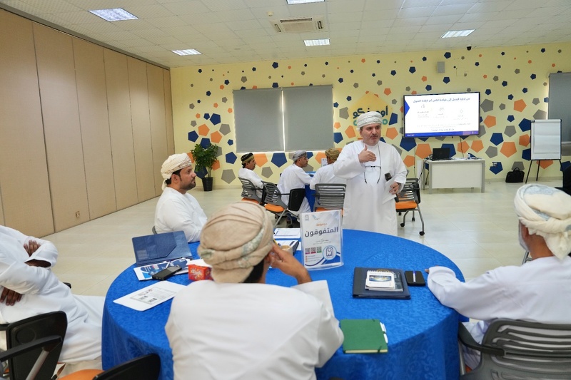برنامج تدريبي لتعزيز مهارات القيادات الإدارية لتعليمية جنوب الشرقية