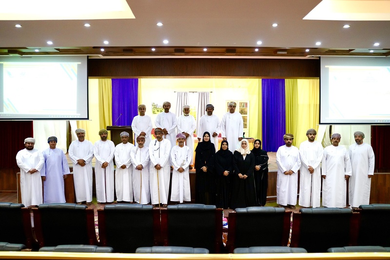 اجتماع الجمعية العمومية لإنتخاب مجلس أولياء الأمور بولاية عبري