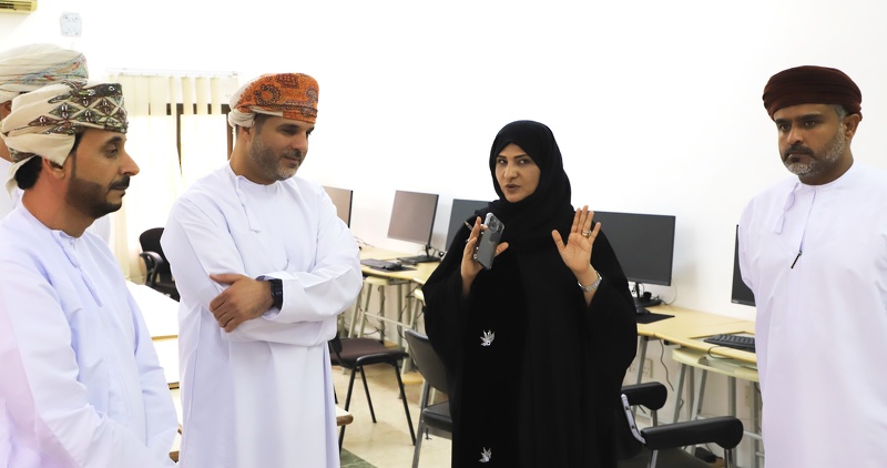 وزارة التربية والتعليم تتابع استكمال إجراءات التعيينات الجديدة بتعليمية ظفار