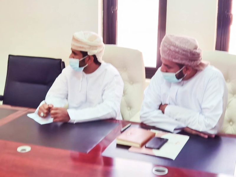 تعليمية ظفار تتابع عن كثب تطبيق البروتكول الصحي بمدارسها