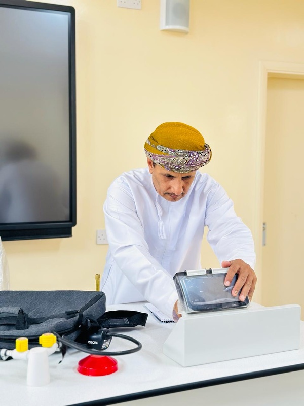 وزارة التربية والتعليم تستلم مبنى مدرسة درة ظفار بولاية صلالة منطقة عوقد الشمالية